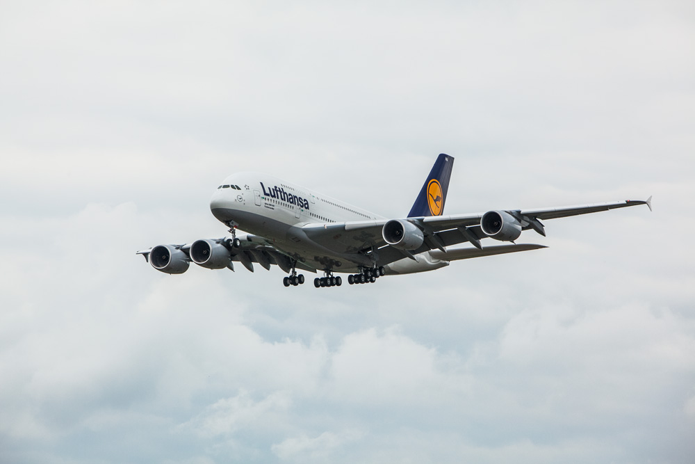 Airbus-A380-Lufthansa-30